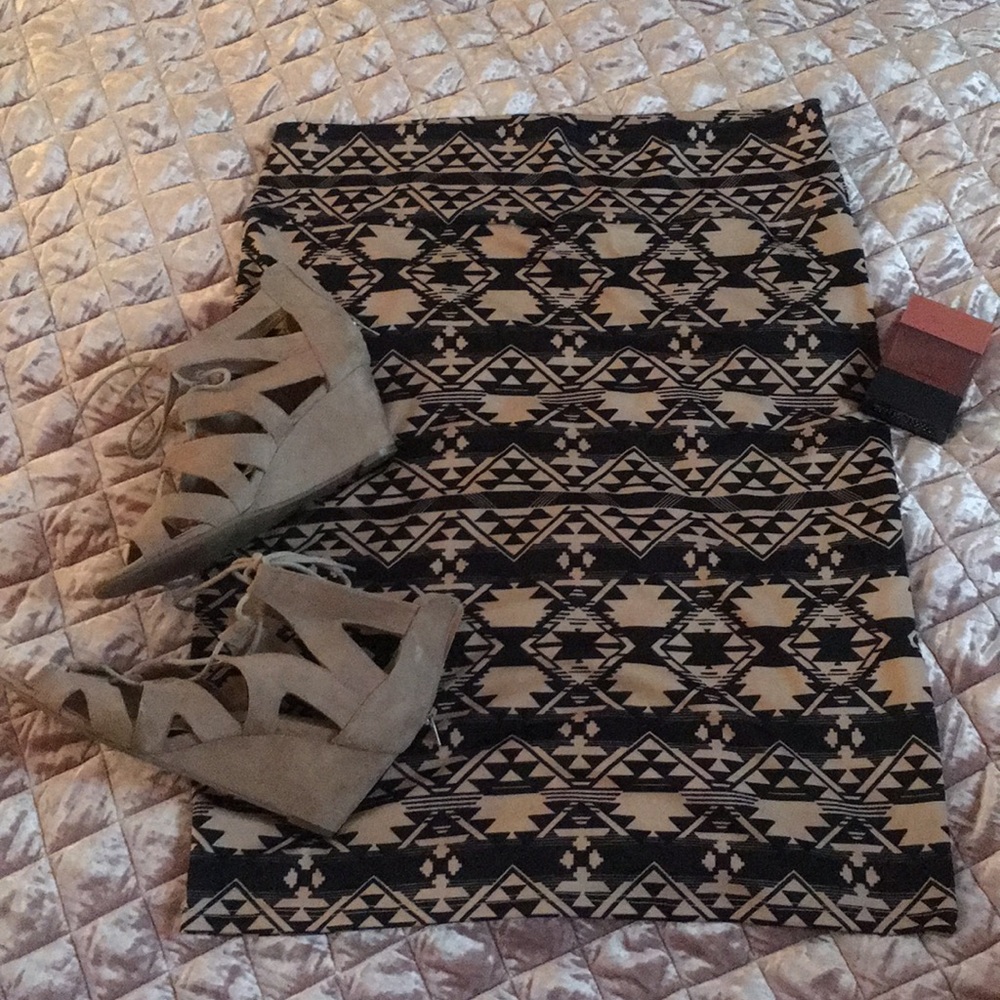 Lularoe “Cassie” Pencil Skirt